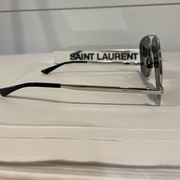 SAINT LAURENT SL 653 LEON-001 SUNGLASSES - Picture 7 of 11